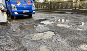Senadora Gatica insistió en acelerar gestión para avanzar con segundo puente de acceso a Mariquina